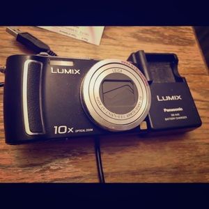 Panasonic lumix DMC-TZ5K 9MP digital camera w/ 10x